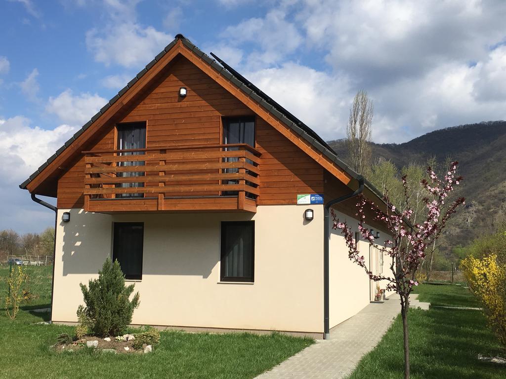 Dunazug Apartmanház Dömös Bagian luar foto