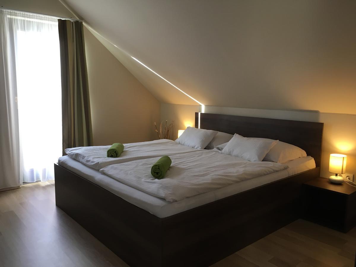 Dunazug Apartmanház Dömös Bagian luar foto