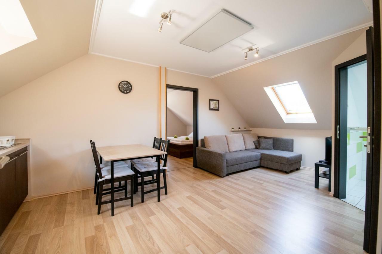 Dunazug Apartmanház Dömös Bagian luar foto
